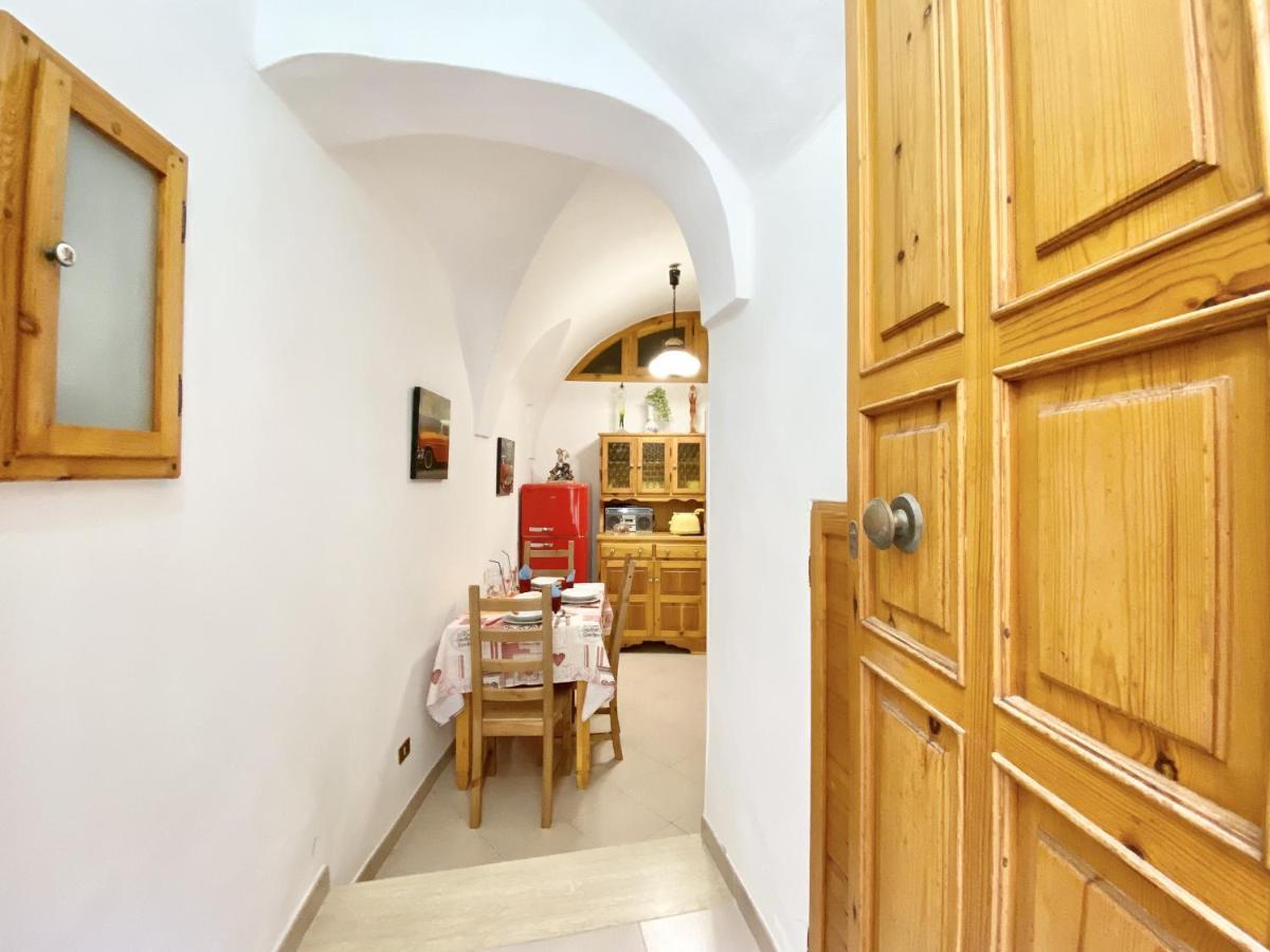 Holidaycasa Jerry Sperlonga Zewnętrze zdjęcie